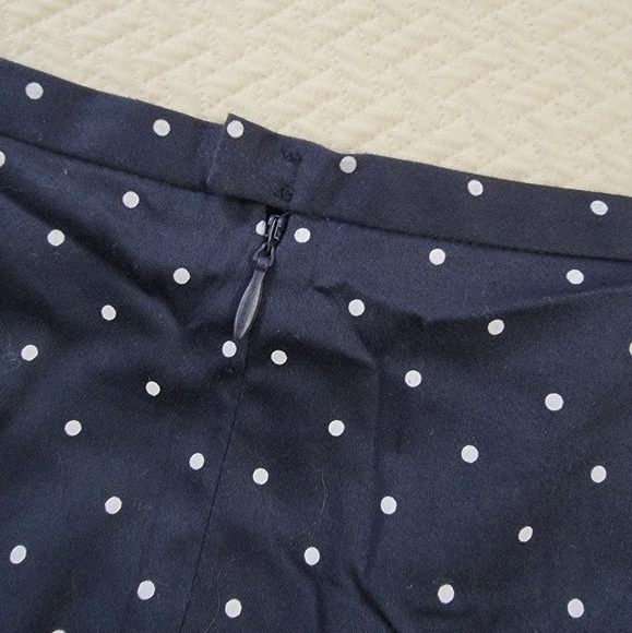 Bandolino Navy Blue Polka Dot Skirt Pleated Flare Midi Size 12 - Picture 13 of 14